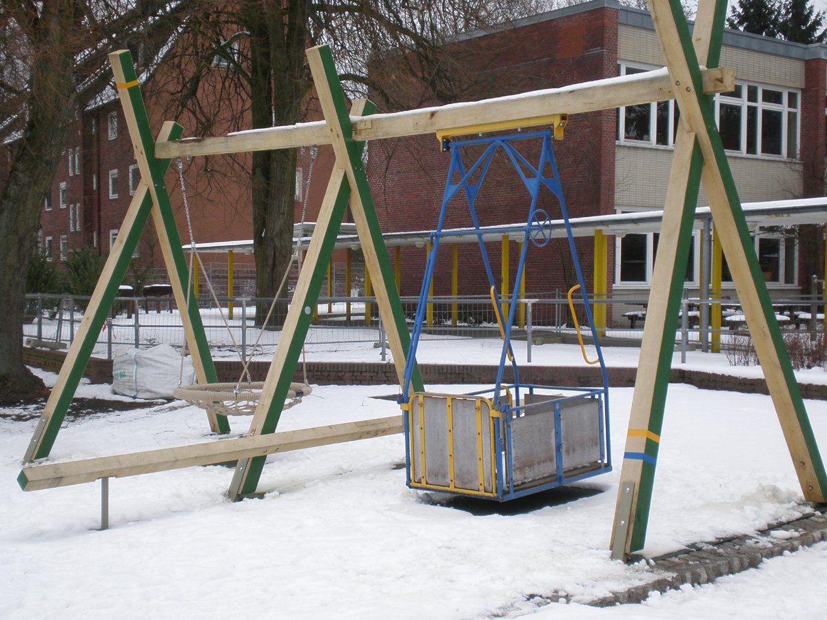 Zweifachschaukel Nest+Rollstuhl 