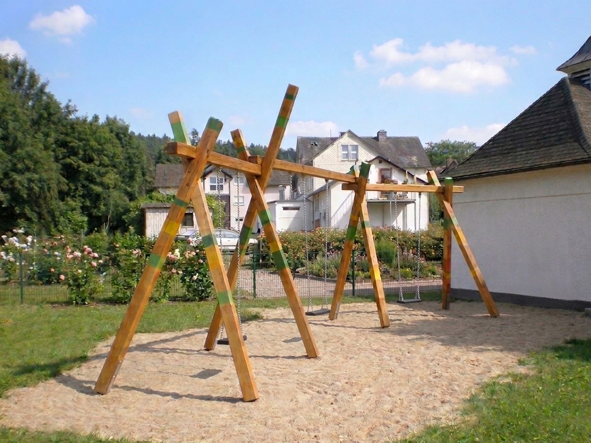 Dreifachschaukel Classic 